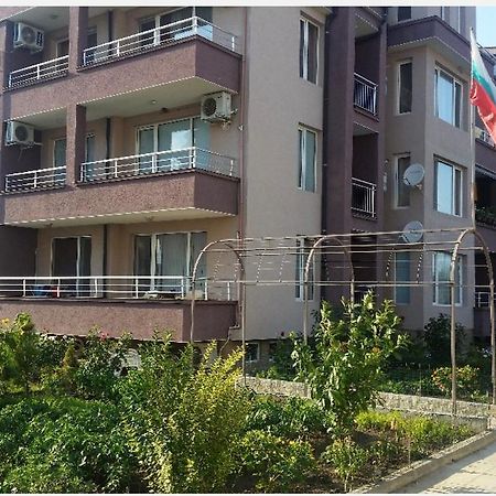 Dimitrov Apartments Burgas Екстер'єр фото