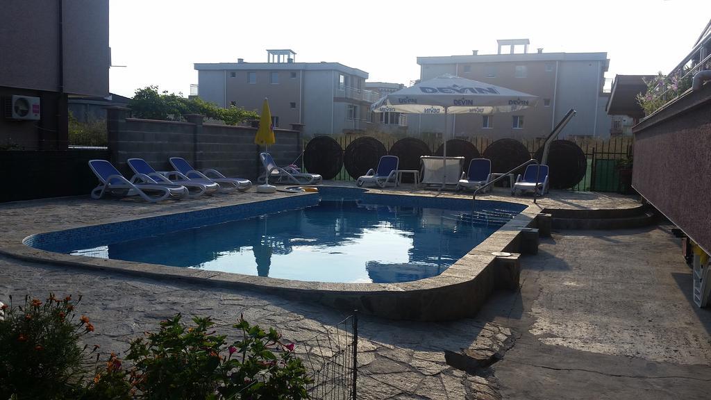 Dimitrov Apartments Burgas Екстер'єр фото