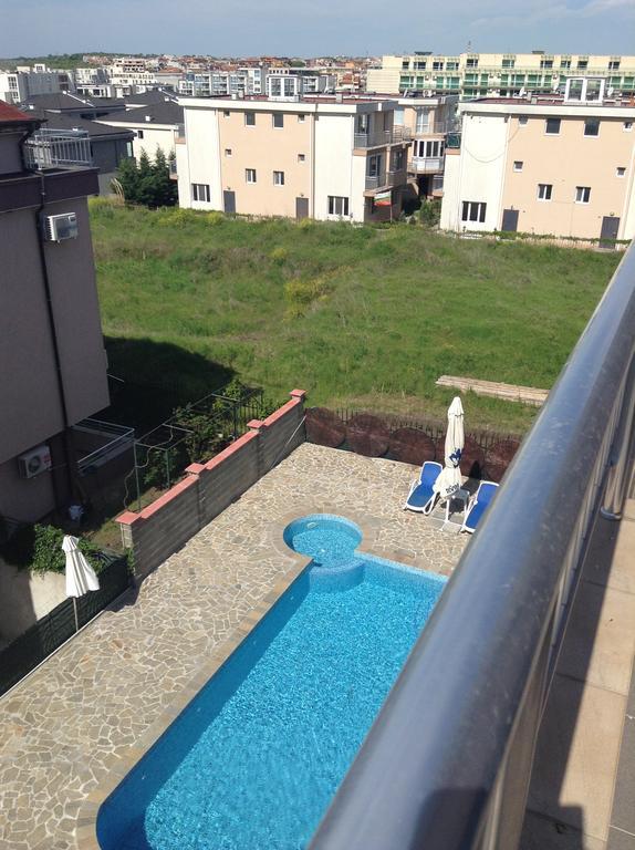 Dimitrov Apartments Burgas Екстер'єр фото